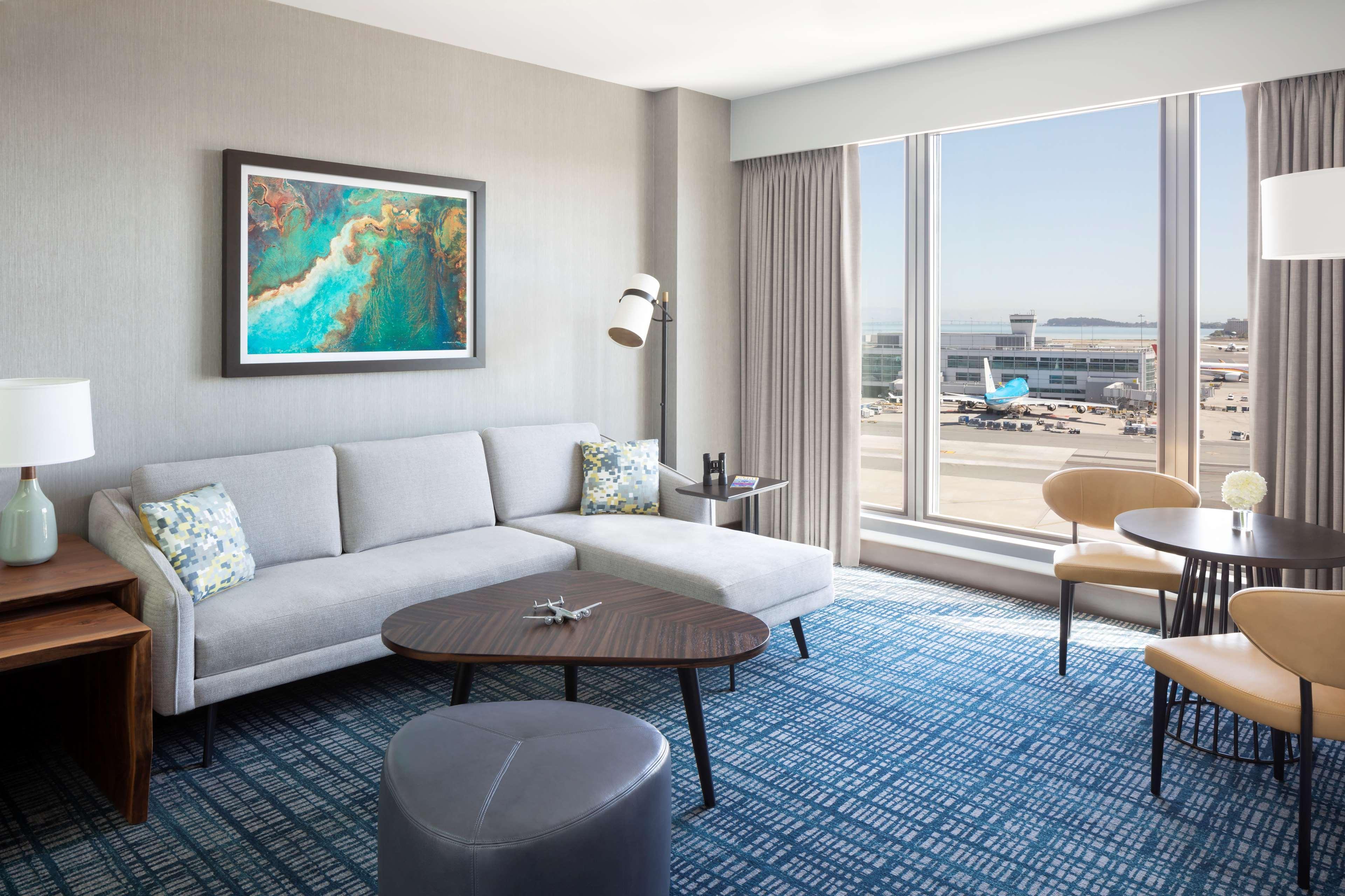 Отель Grand Hyatt At Sfo Милбрэй Экстерьер фото
